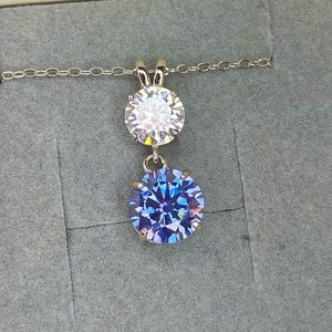 Certified, 3CT Royal Blue & White Moissanite pendant